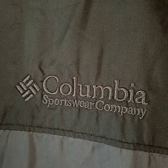 Columbia Jacket Men’s Large Black Packable Hooded Windbreaker Lightweight Rain - Picture 7 of 8